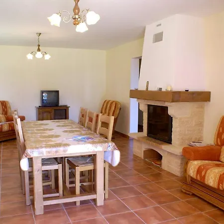Maison De 4 Chambres A Poggio Mezzana A 100 M De La Plage Avec Vue Sur La Mer Jardin Amenage Et Wifi Σπίτι διακοπών *