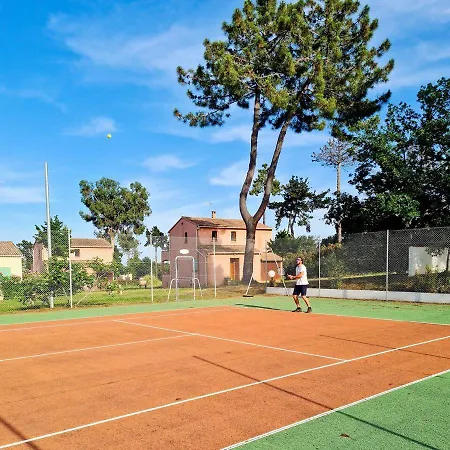 Maison De 4 Chambres A Poggio Mezzana A 100 M De La Plage Avec Vue Sur La Mer Jardin Amenage Et Wifi Σπίτι διακοπών *